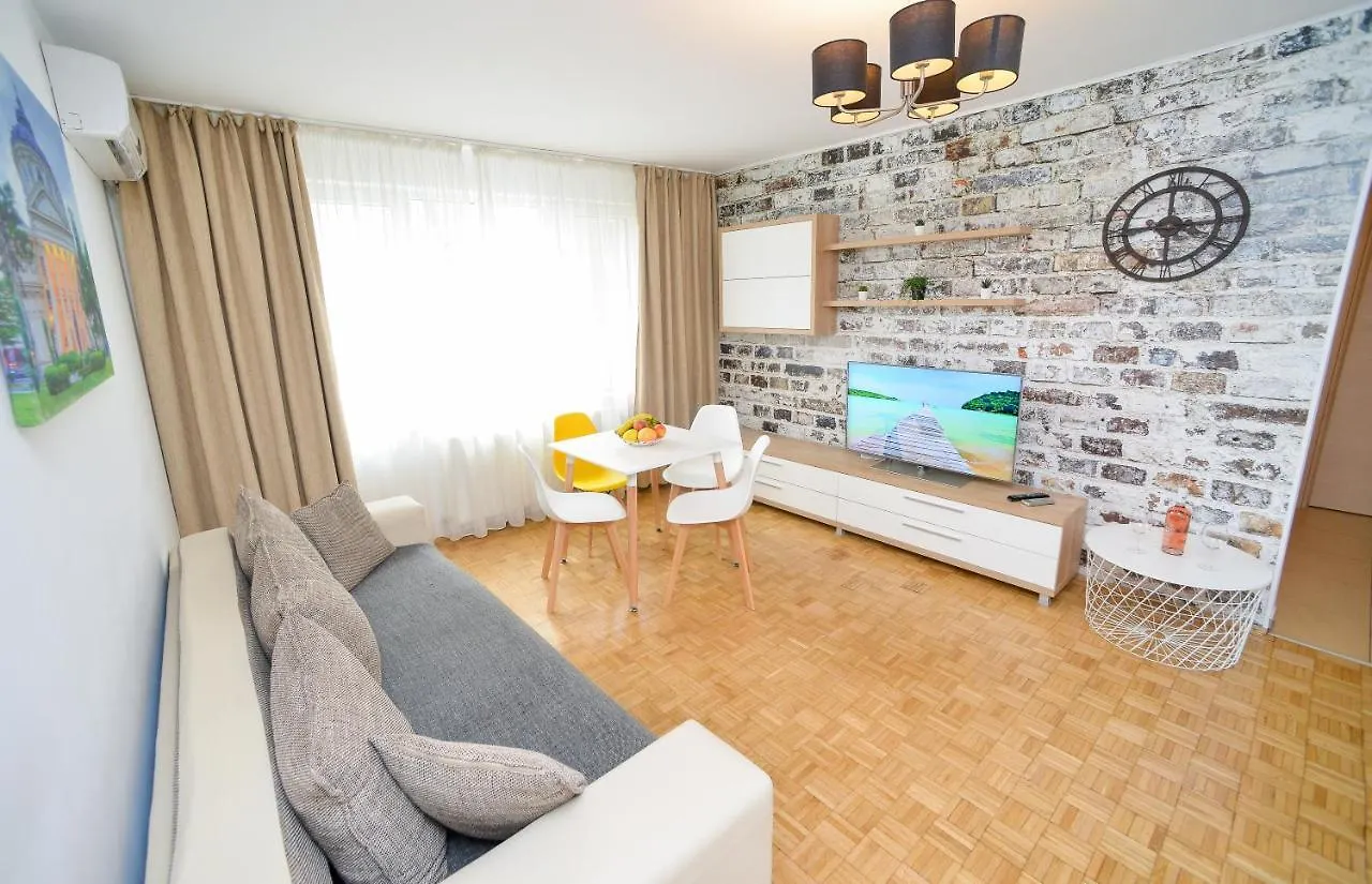 Bucharest Apartment - Cismigiu Gardens