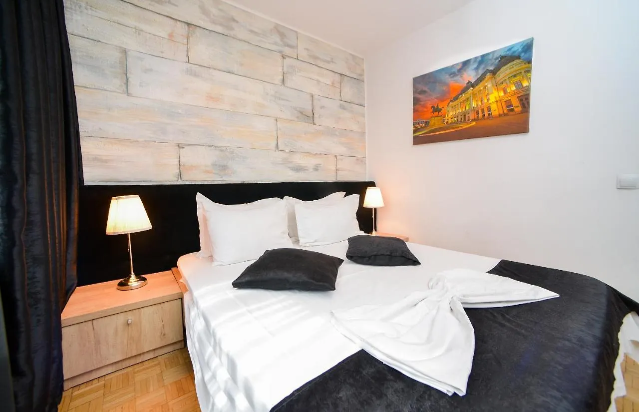 Bucharest Apartment - Cismigiu Gardens Romania